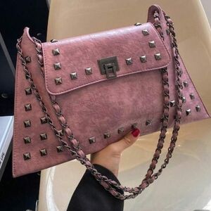Vintage Fashionable Minimalist Rivet Messenger Envelope Crossbody Bag